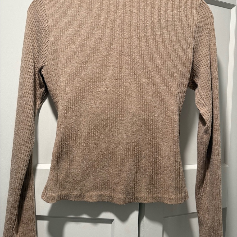 Astr Ribbed Beige Sweater - Picture 4 of 4